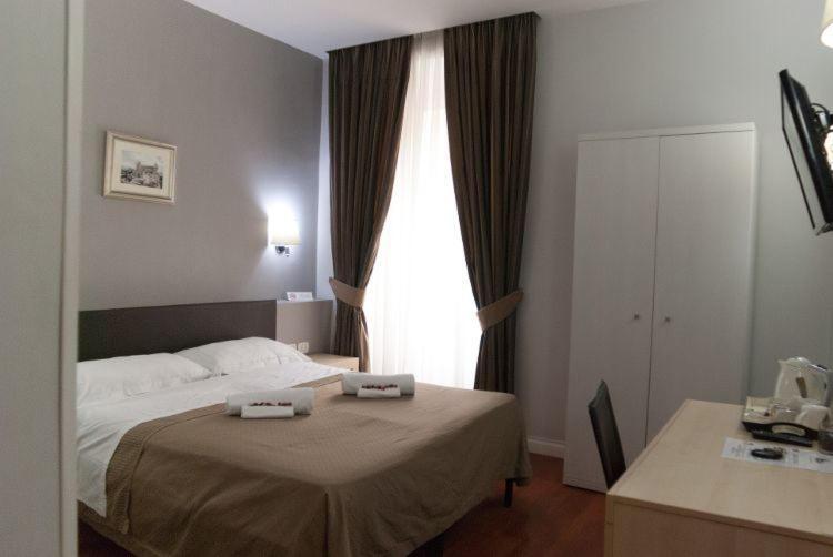 Elle Cavour Guest House Rome Exterior photo